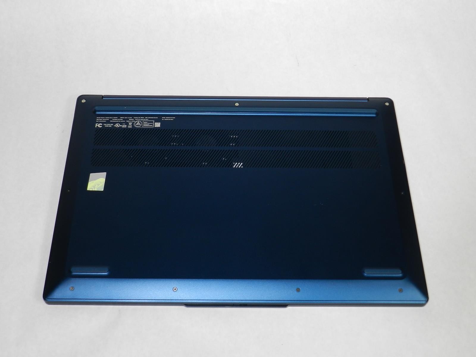 LENOVO IDEAPAD SLIM 5 16AHP9 |TOUCH | Ryzen 5 8645HS | 256GB | 16GB | B+| BH 97%