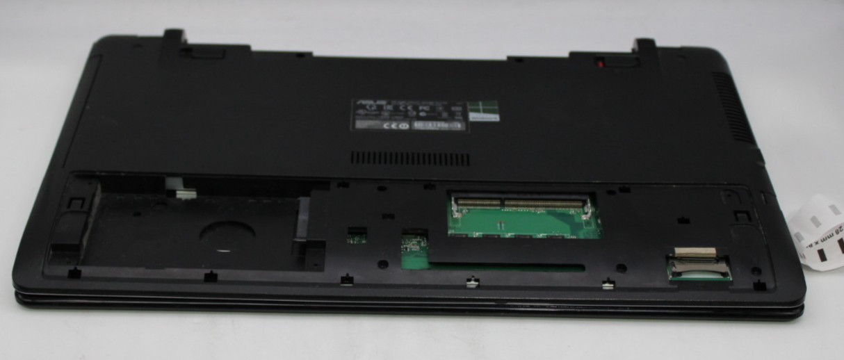 ASUS X550C 15.6″ Unknown Processor NO OS/RAM/STORAGE/BATTERY *PARTS/REPAIR/READ*