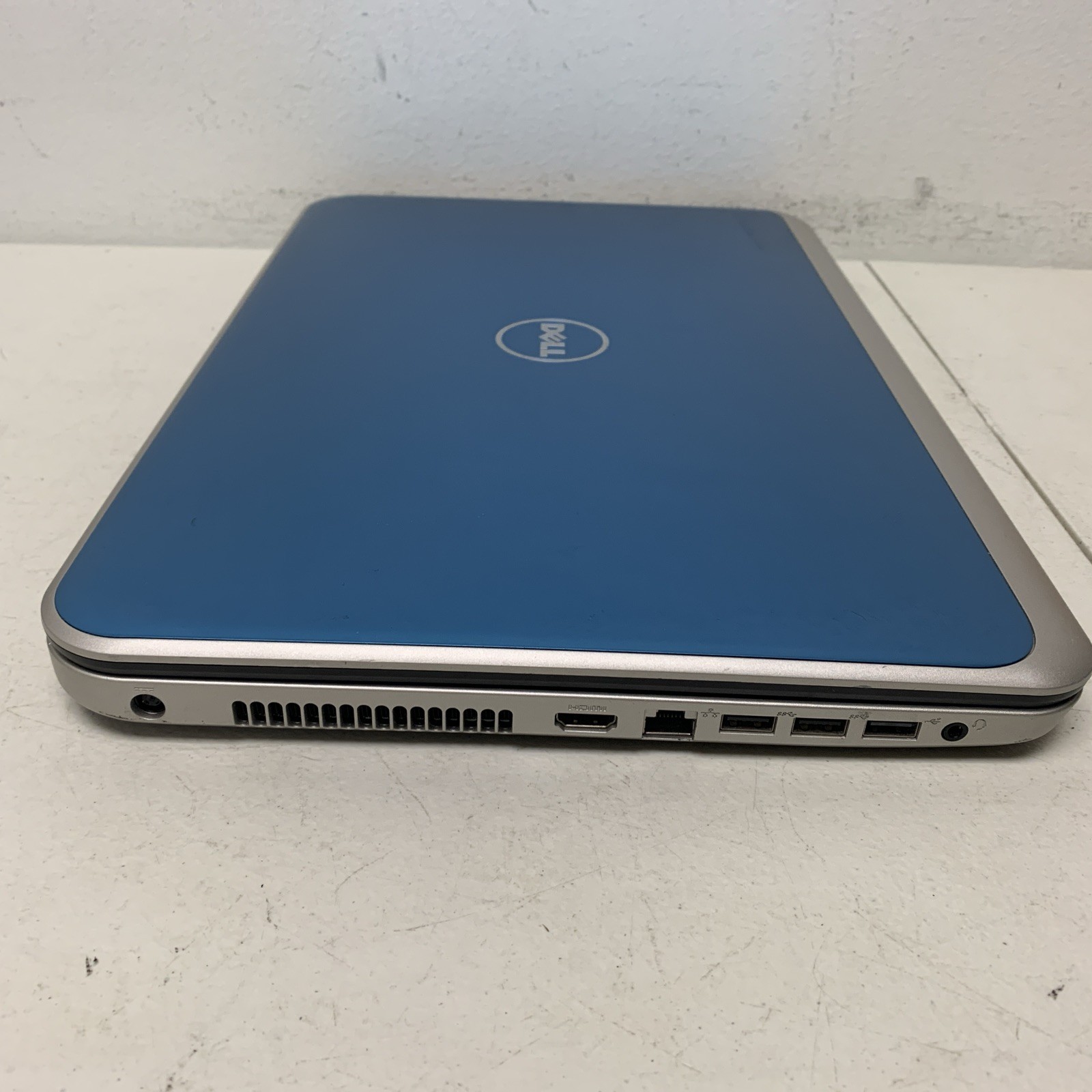 Dell Inspiron 5721 i5-3337U 1.8Ghz 8gb Ram 256gb SSD Wind 10 Home Read Descrip