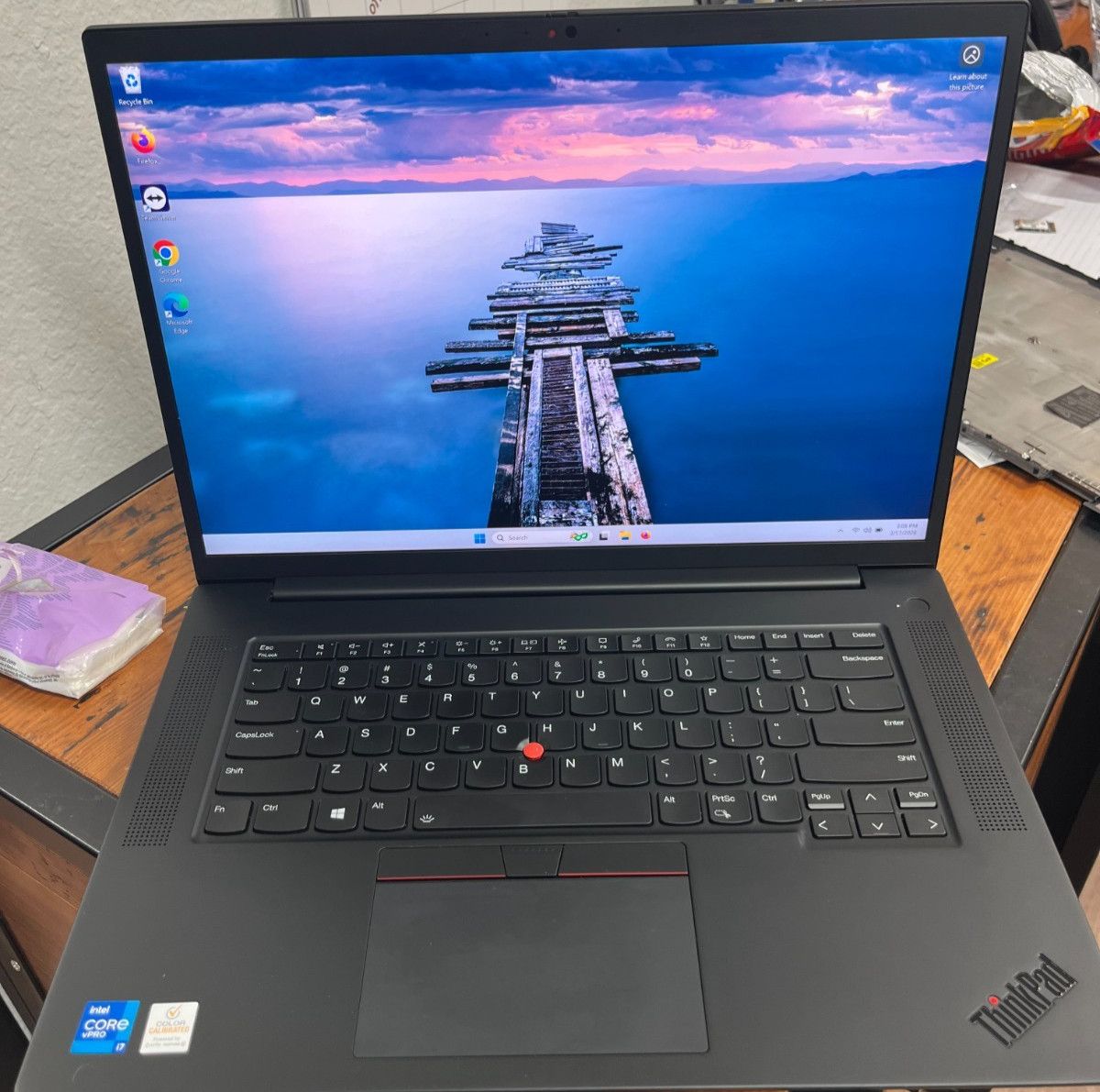Lenovo 20Y3004MUS P1 Gen 4 16″ Laptop Core i7 4.6GHz 32GB RAM 1TB SSD Win 11 Pro