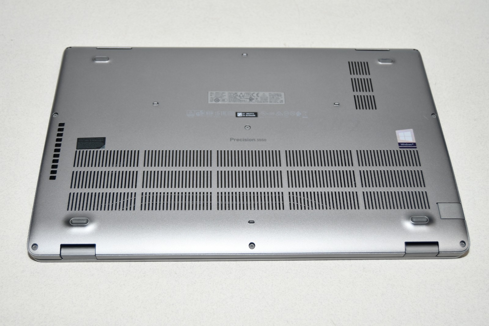 ^ Dell Precision 3550 15.6″ Intel i7-10510U @ 1.80GHz 16GB Ram No HD #X6994