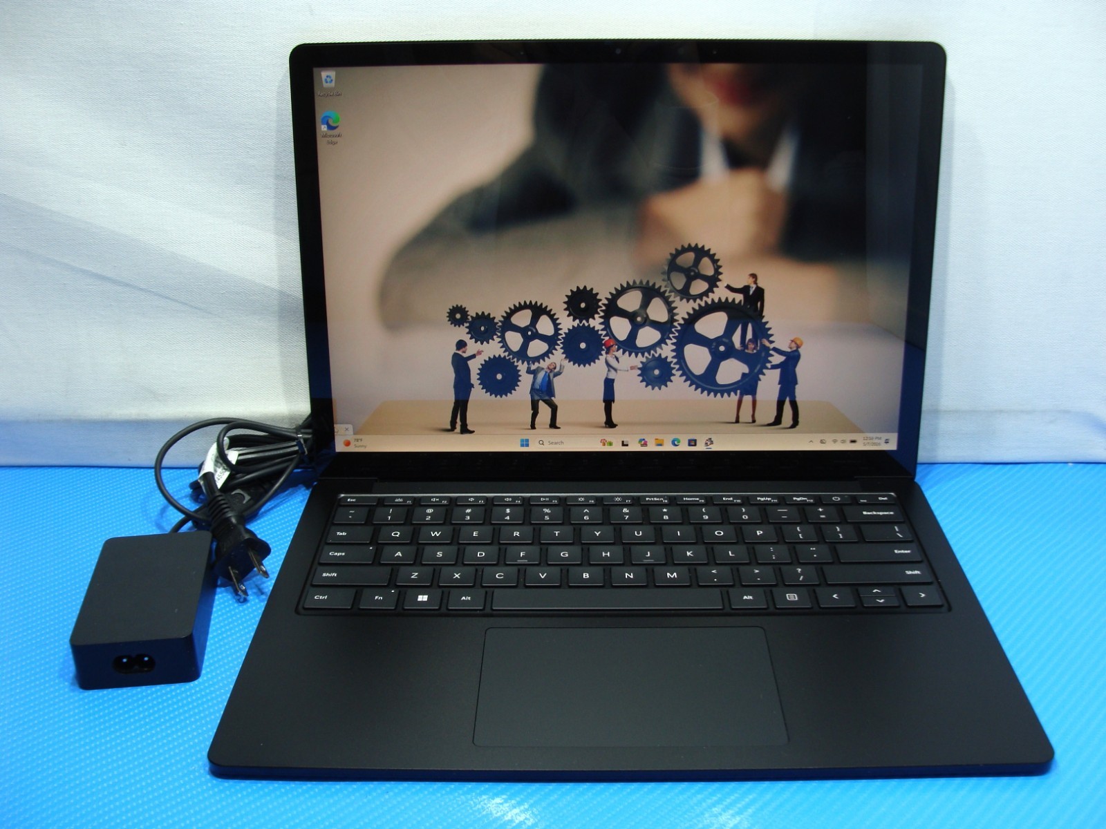Microsoft Surface Laptop 5 1951 13.5″TOUCH i7-1265U 2.7GHz 16GB 256GB W11P +PA