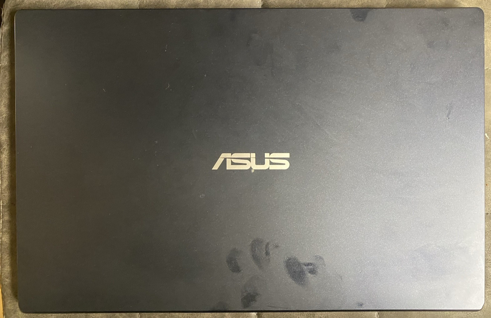 ASUS L510M E510 64GB Storage 4GB RAM Linux Fedora Intel Celeron N4020 x2