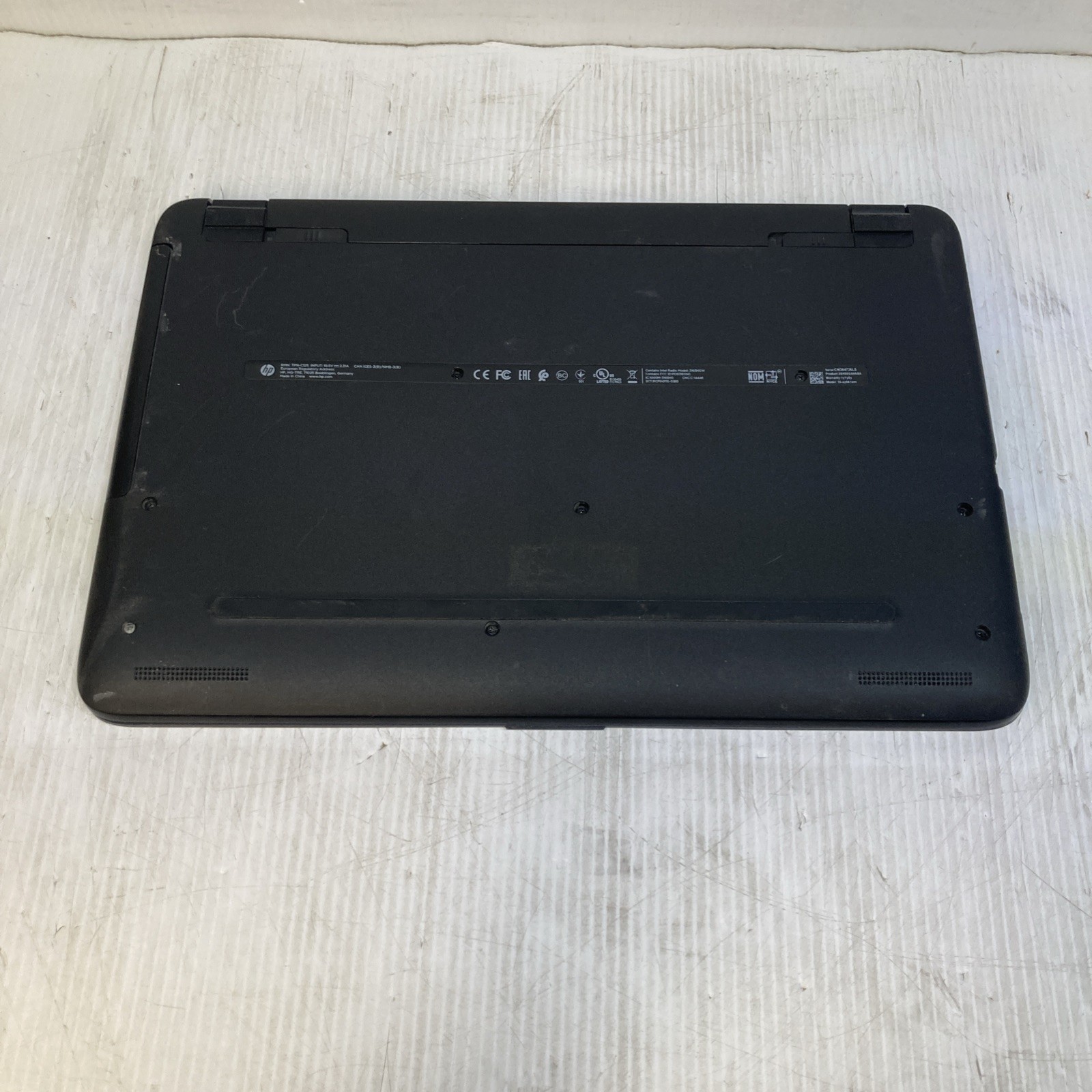 HP Notebook 15 Intel Core i3-6100U 2.3GHz no RAM/ HDD boot to BIOS