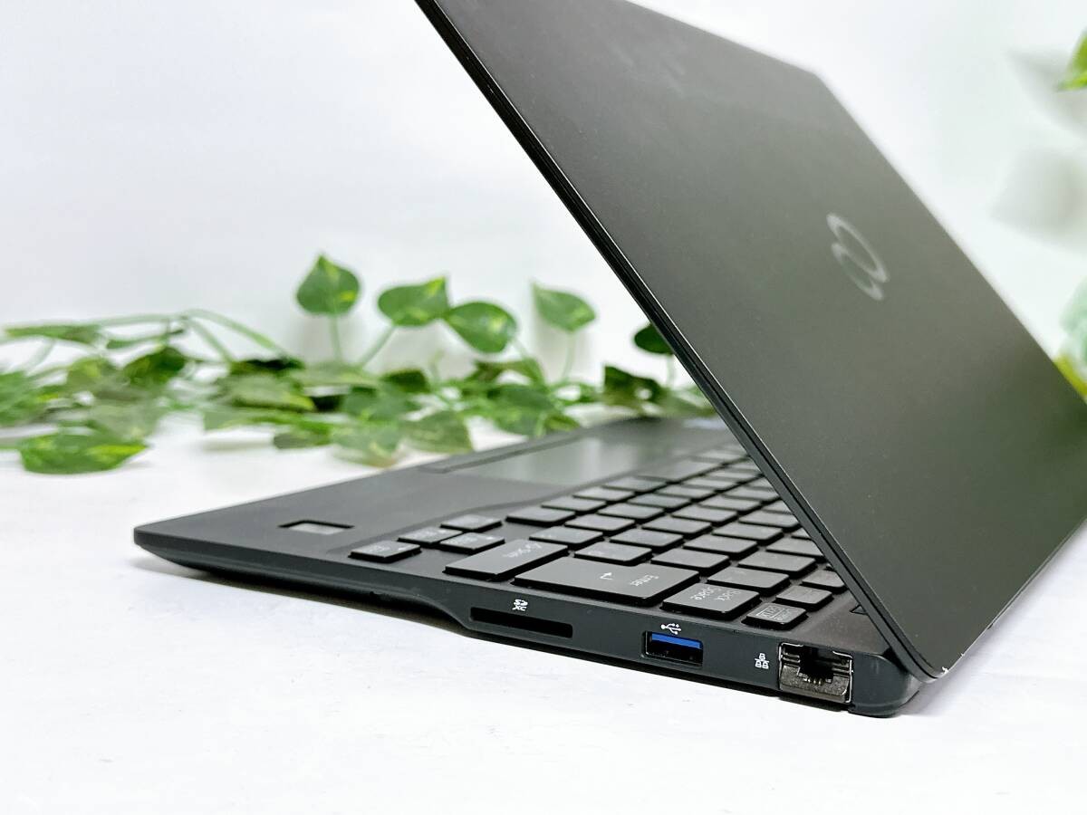 【Good Product】FUJITSU LIFEBOOK U9313/NX i5 12th Gen 4GB 128GB 13.3″ T From JAPAN