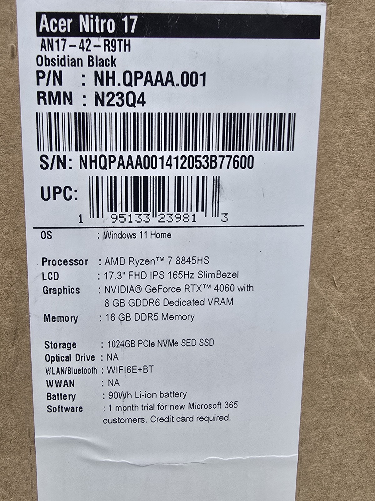 Nitro 17 AN17-42-R9TH 17.3″ Gaming Laptop Computer Platinum Collection