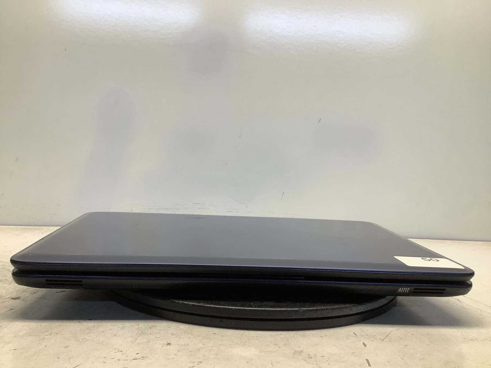 HP 2000-2B09WM AMD E-300 1300MHz 2 GB NO HDD