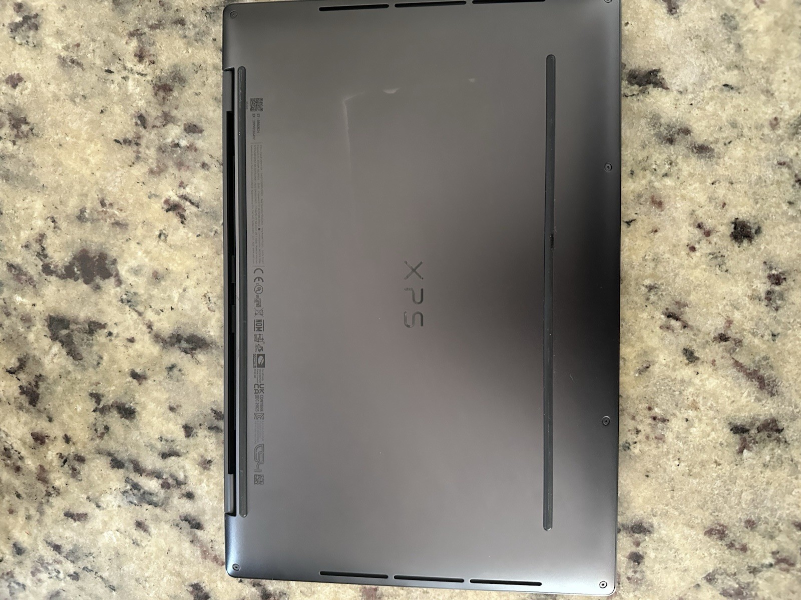 Dell XPS 13 9350 13.4″ Laptop – Ultra 7 256V, 16GB Ram, 512GB SSD, W11H