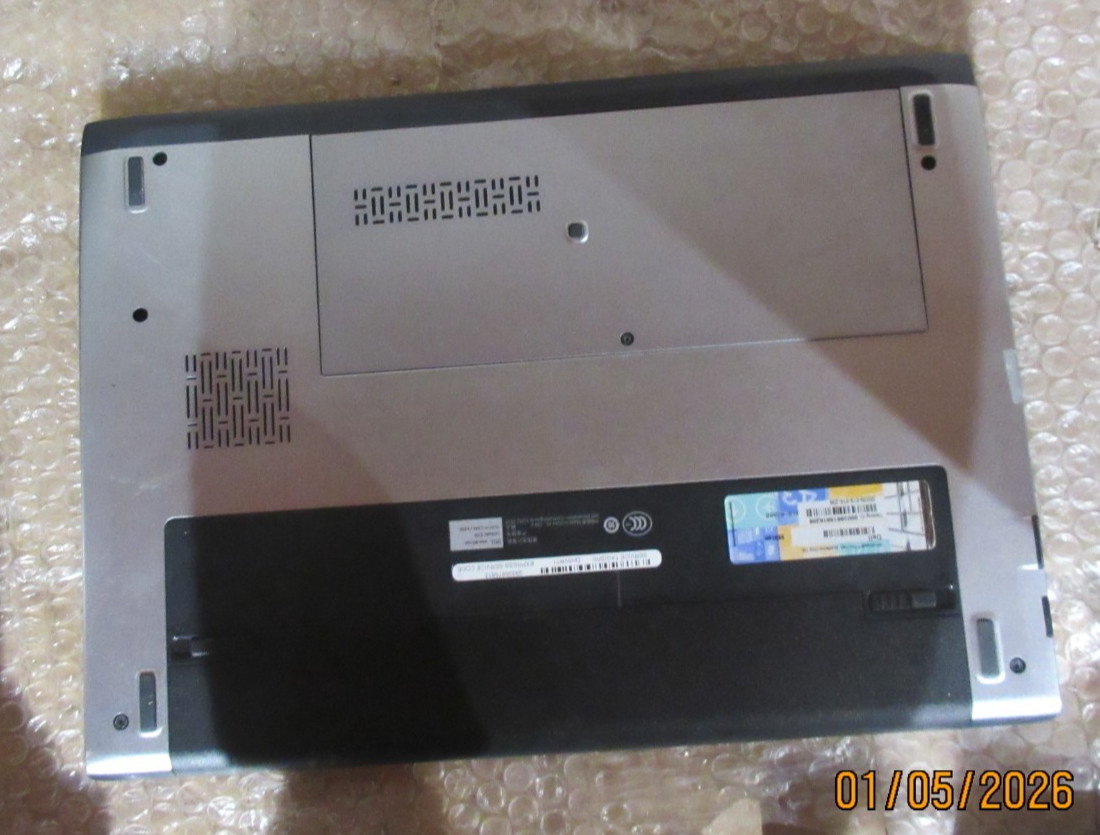 Dell Latitude 3330 Core i3-2TH 4GB RAM 320GB HDD 13″ WIN10P LAPTOP.