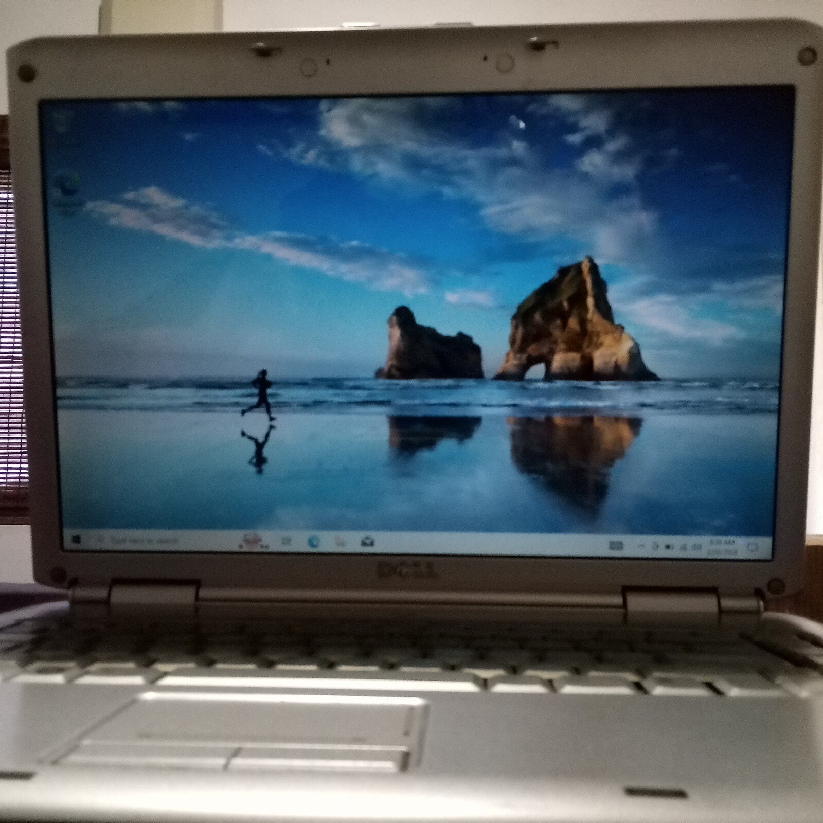 DELL INSPIRON 1520 LAPTOP, INTEL CORE 2 DUO CPU T7250 2 GHz, 2 GB RAM, 160GB HDD