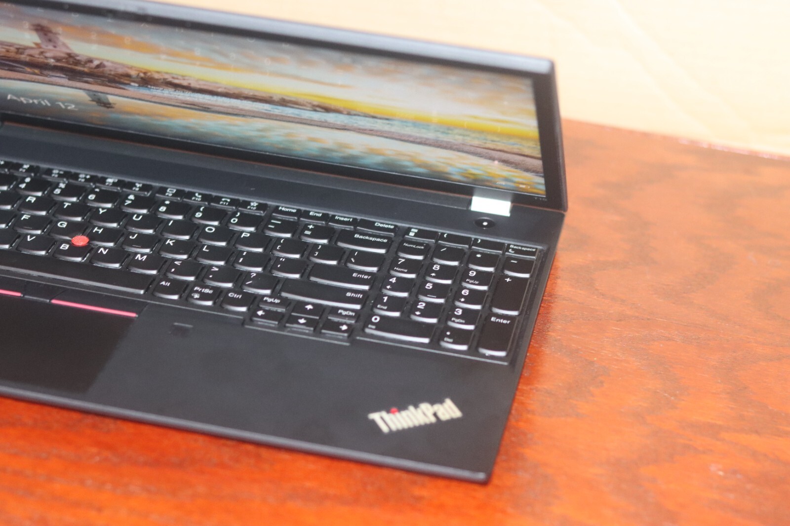 Lenovo ThinkPad T15 Gen 1 1.6 GHz i5-10210U 16GB Ram 256GB SSD – Very Good
