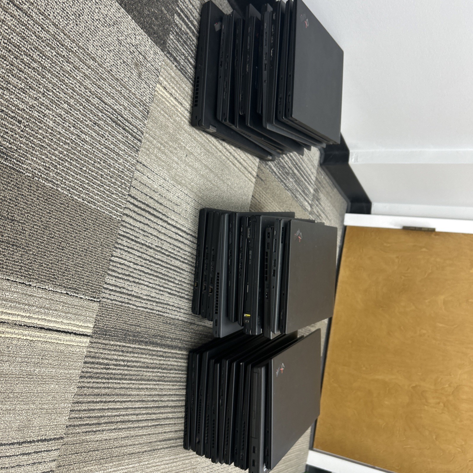 Lot of 34 Lenovo Thinkpads-No Internal Storage Drive-Issues powering on Laptops