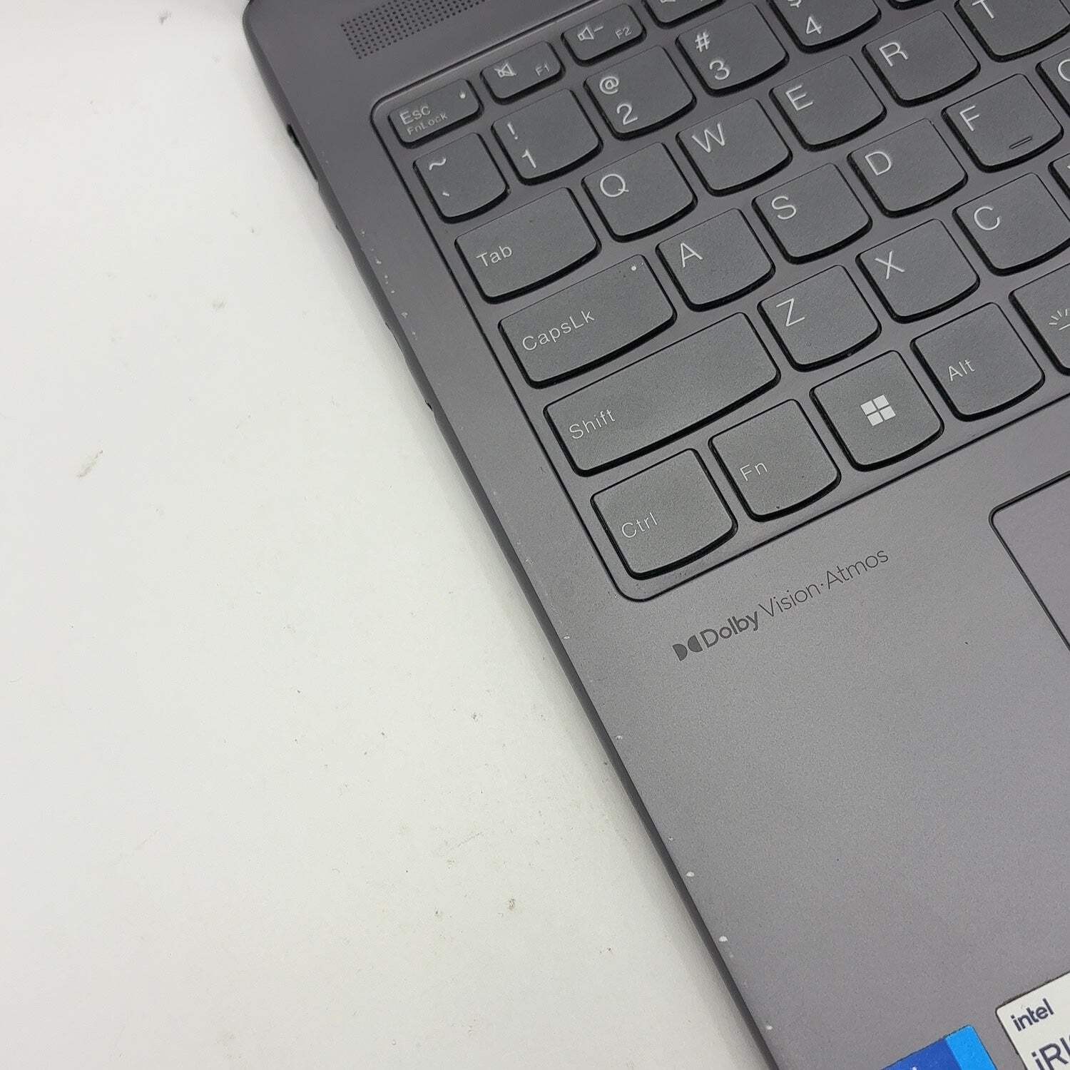 Lenovo Yoga 7i 2-in-1 16IRL8 16″ i7-1355U 1.7GHz 16GB RAM 512GB SSD