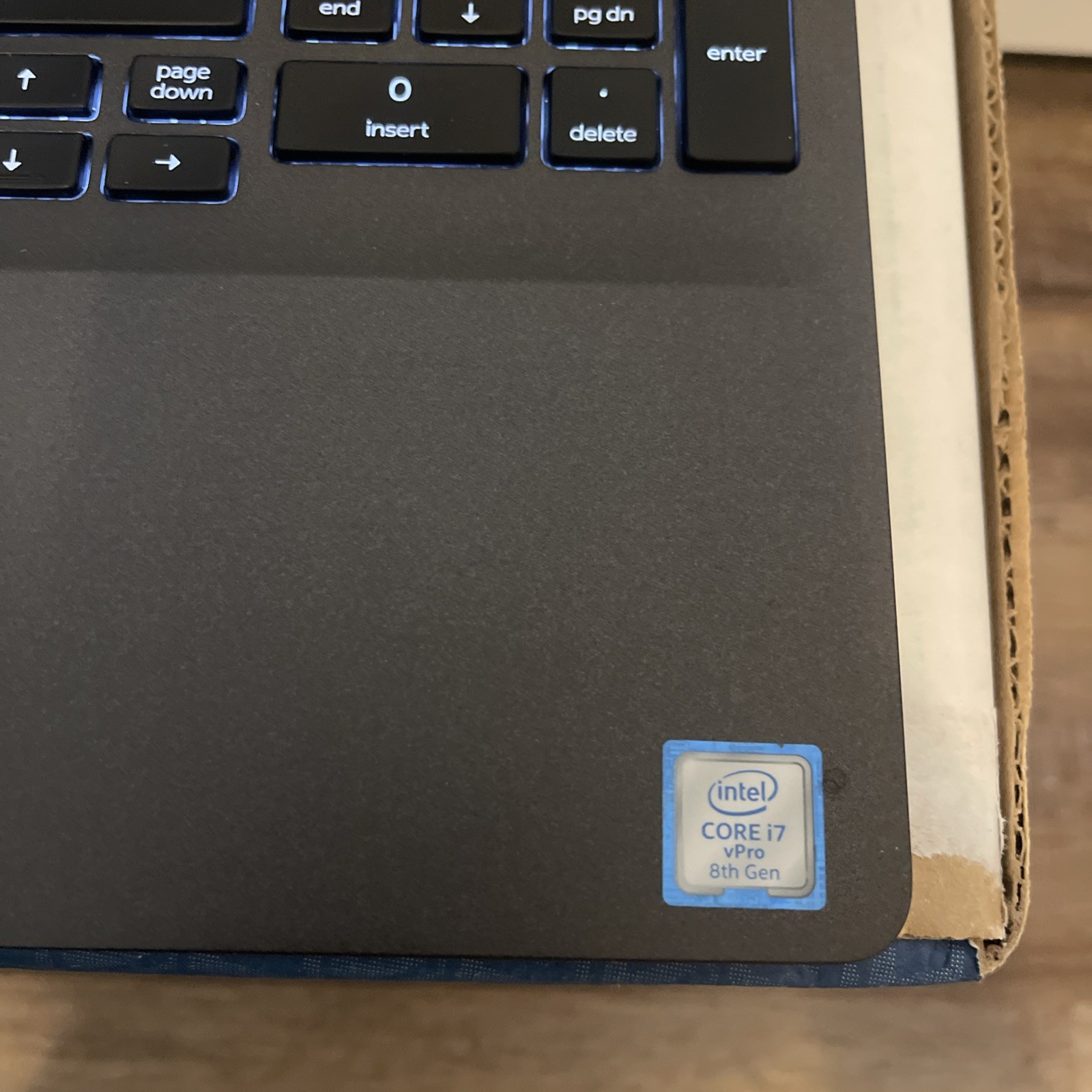 Dell Latitude 5500 i7-8665U 16GB 512GB SSD Win11 Pro FHD Webcam Fingerprint