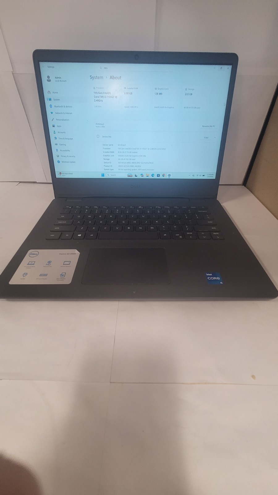 Dell Vostro 14 3400 Laptop i5-1135G7 2.4Ghz 8gb Memory 256GB Excellent Condition