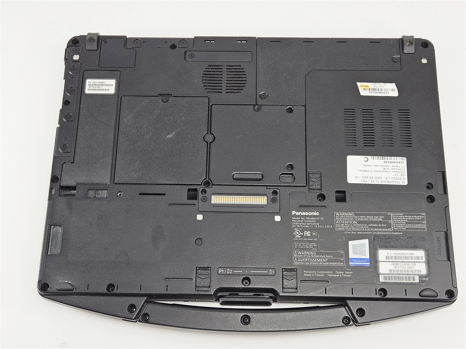 Panasonic Toughbook FZ-55 14″ 1.6GHz i5-8365U 16GB 1TB SSD Side Panel Missing