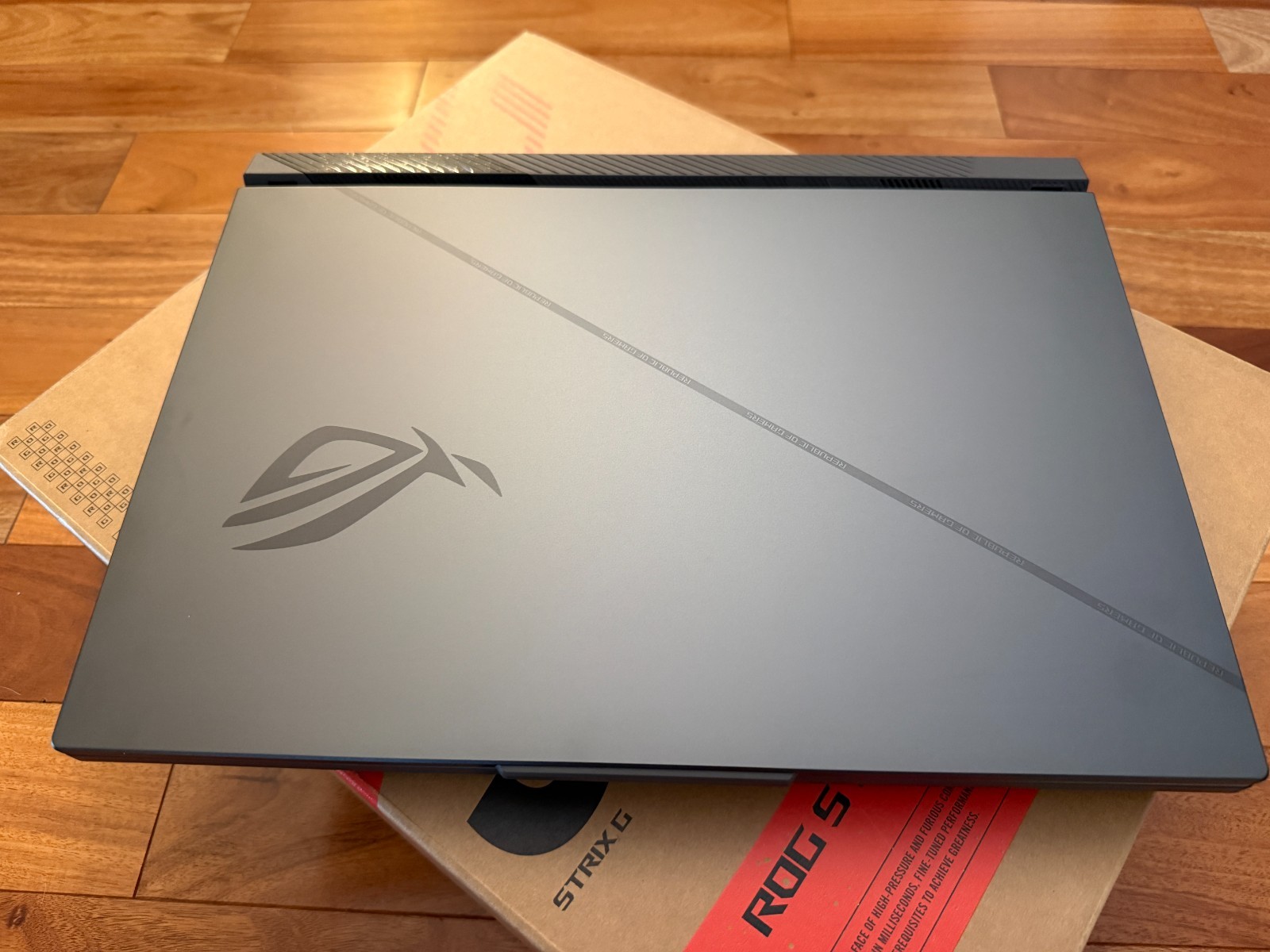 ASUS ROG Strix G16 (2024) 16″ – G614JIR-AS94 – 3TB SSD, Intel Core i9, RTX 4070