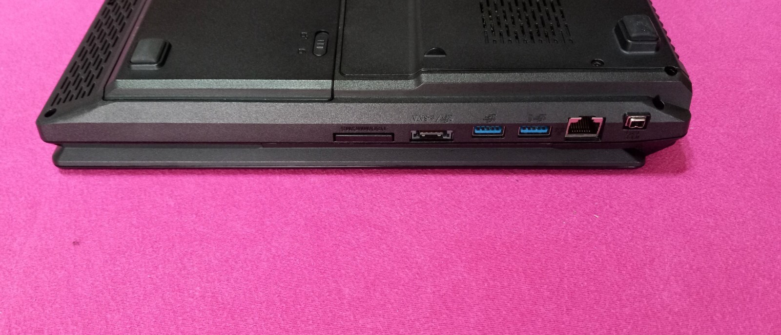 Sager Clevo P177SM-A NP8298 I7-4810mq 2.8-3.8Ghz 16GB 512GB NVIDIA “P5000” W10