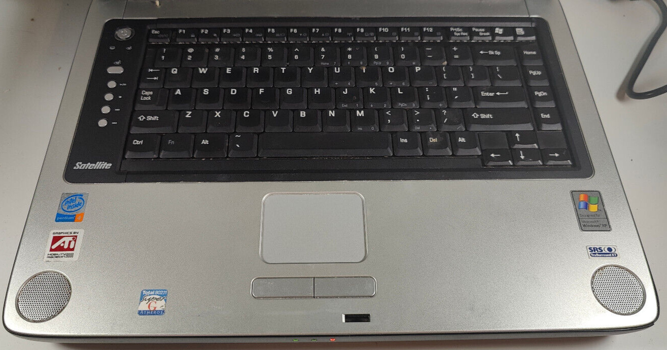 Toshiba Satellite A75-S211 15.4″ Intel Pentium 4 538 3.2GHZ 1.5GB RAM 64GB SD XP