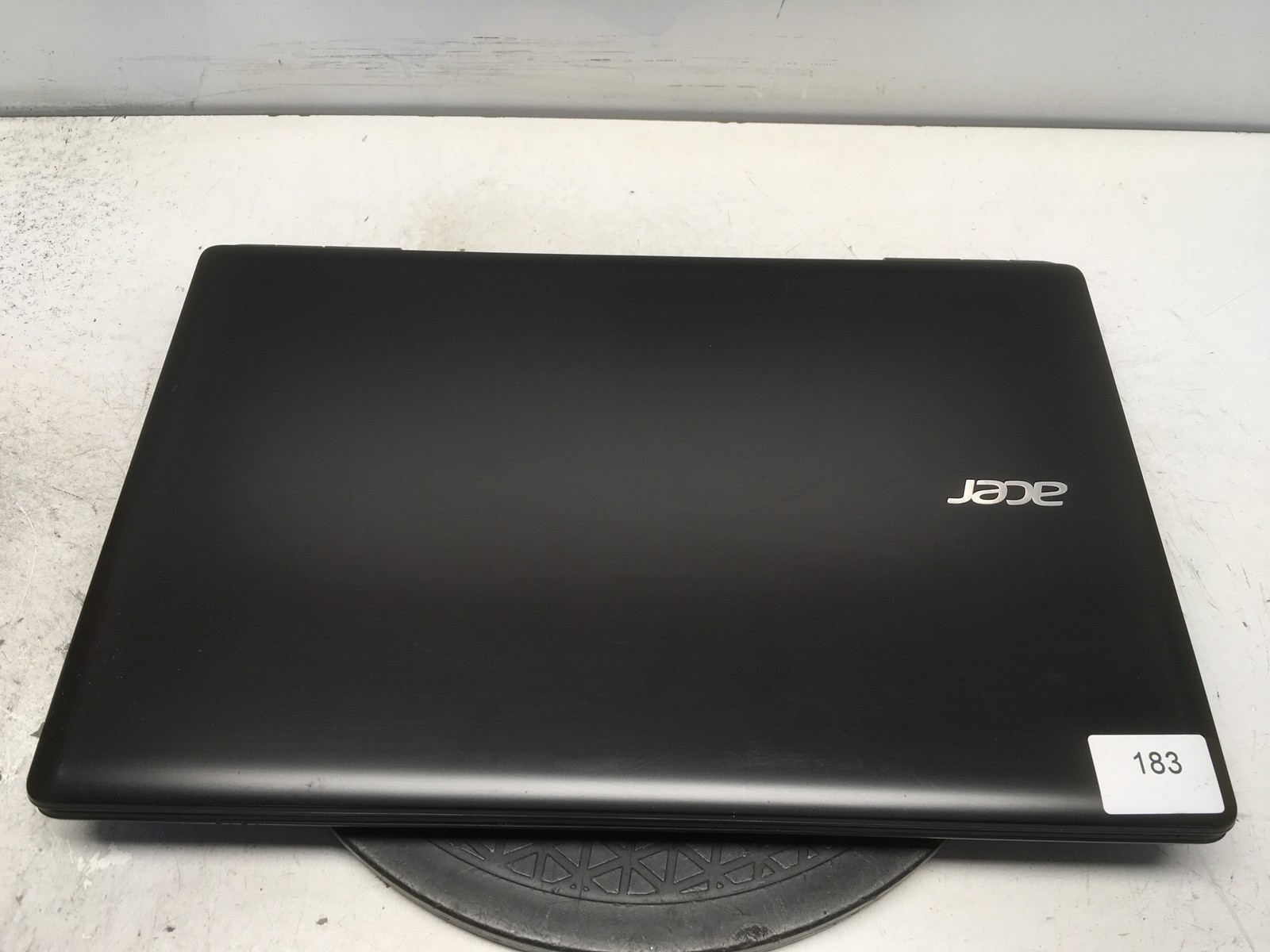 Acer Aspire E5-571P-55TL Intel Core i5-4210U 1.7GHz 4 GB NO HDD No Batt