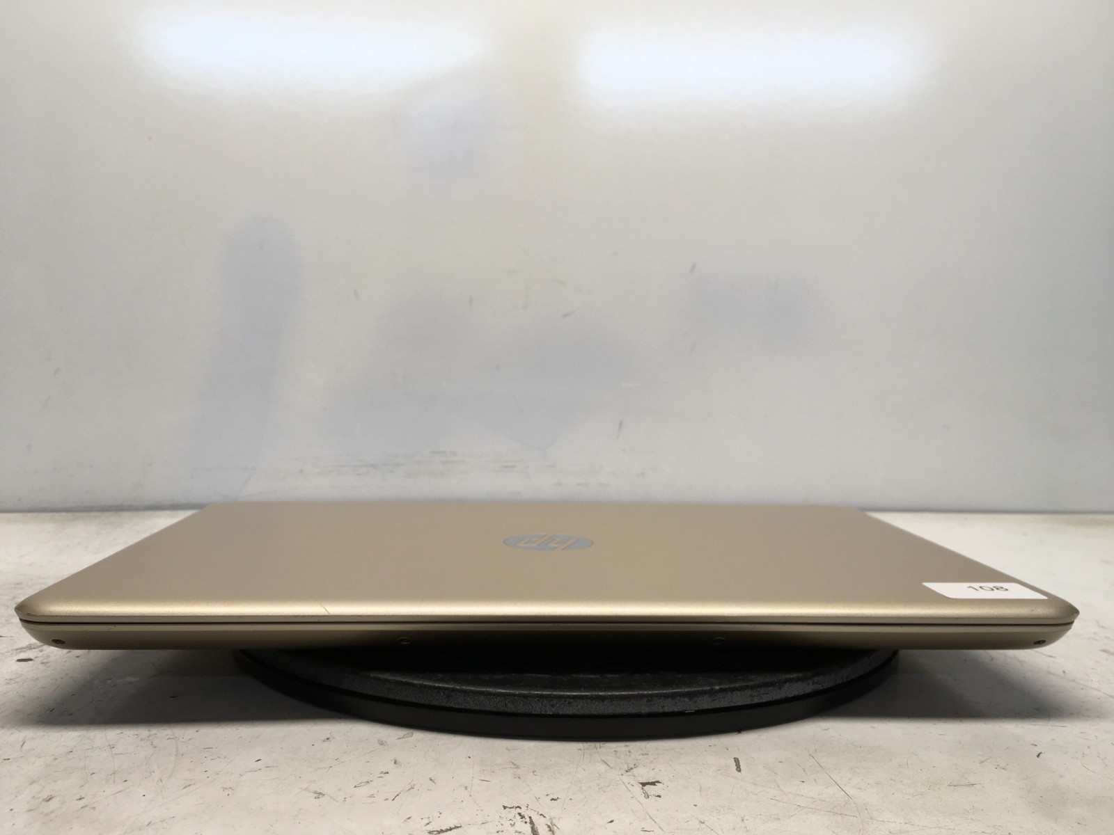 HP Pavilion 15-AW007CY AMD A9-9410 2900MHz 2 GB NO HDD