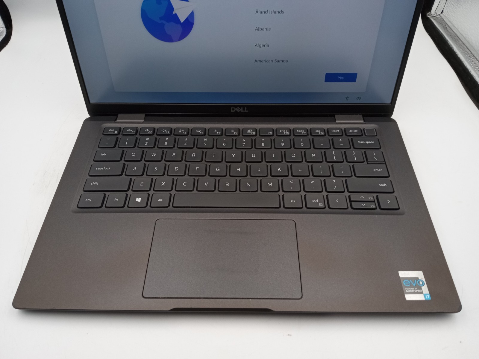 Dell Latitude 7420 14″ Laptop Intel Core i7-1185G7 16GB RAM 128GB SSD Windows 11