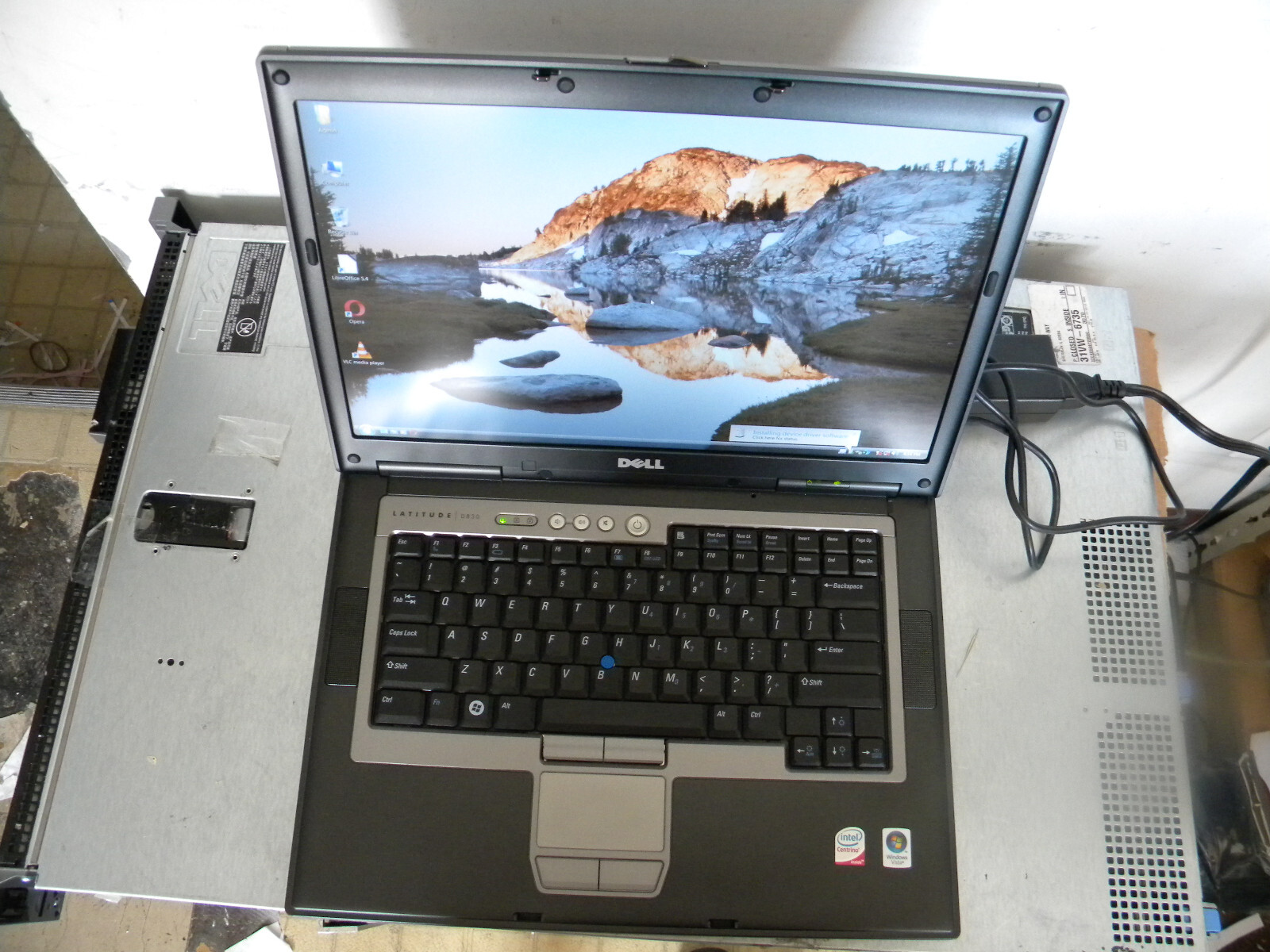 Dell Latitude D830 C2D 2.20GHz 2gb 500gb XPP 1680×1050 DB9 Serial New Battery