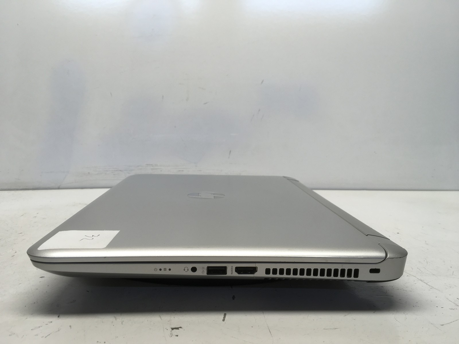 HP Pavilion 15 AMD A10-8700P 1800MHz 8 GB NO HDD No Batt