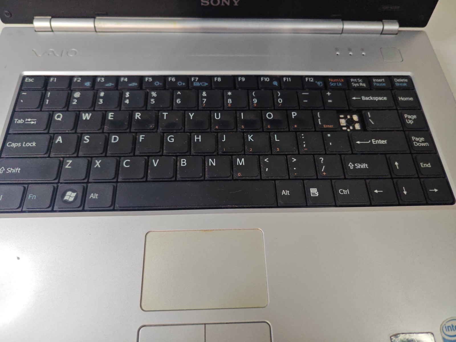 Sony VAIO PCG-7X2L 15″ Intel Pentium Dual Core Windows Vista Not Tested Parts