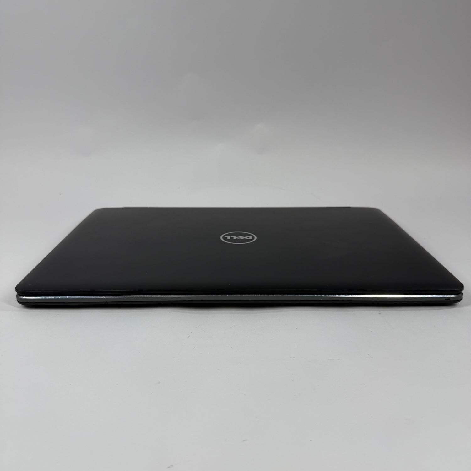 Broken Dell Inspiron 15 7568 15.6″ i7-6500U 2.5GHz 8GB RAM 256GB SSD No WiFi