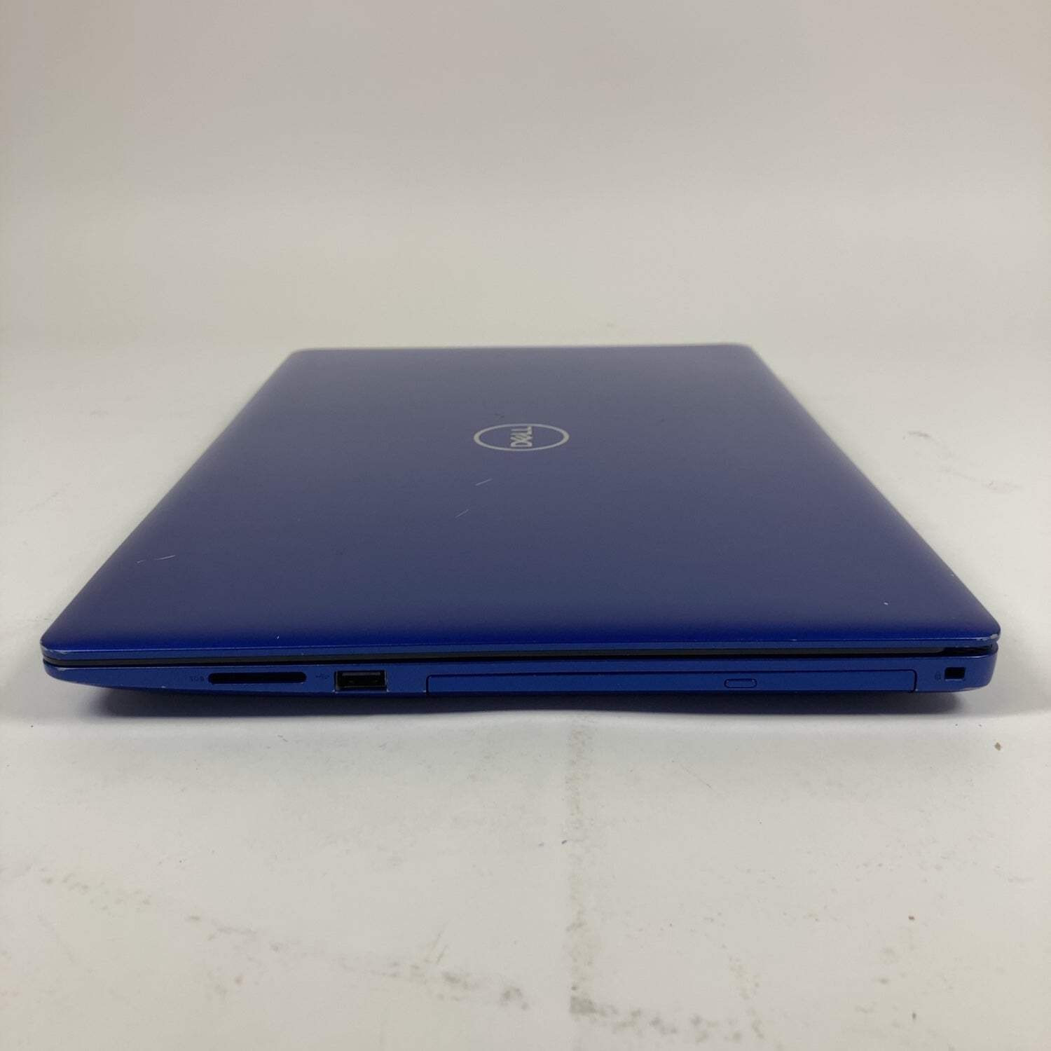 Broken Dell Inspiron 3585 15.6″ Ryzen 3 2200U 2.5GHz 8GB RAM 256GB SSD READ