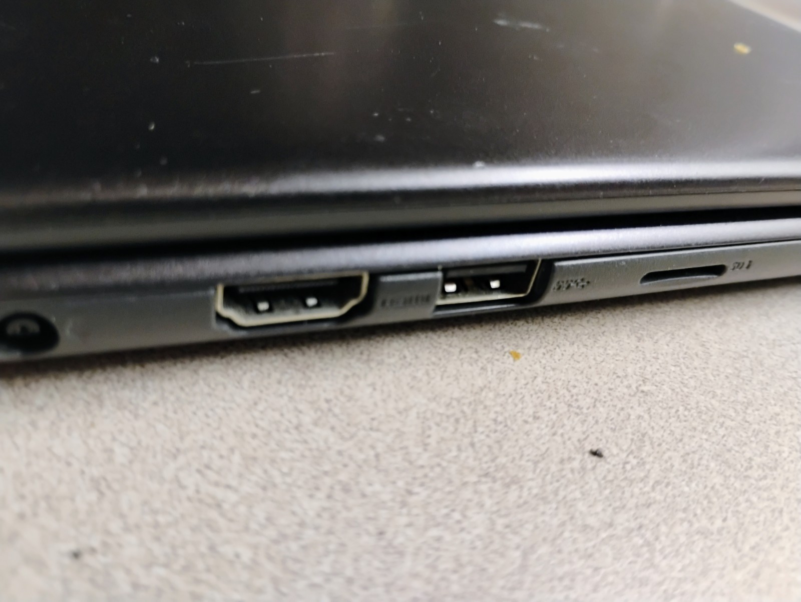 DELL INSPIRON PC Laptop /Tablet 2 in 1 Touch Scree , 5 CORES 2C ,216 m, 8gb ram