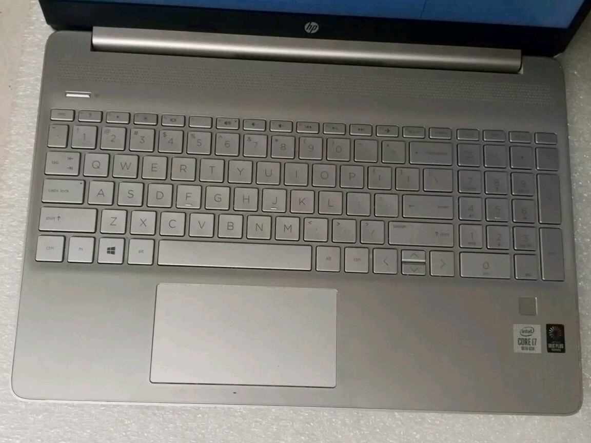 HP Notebook 15-dy1027od Silver i7-1065G7 @1.3 GHz 16GB RAM 256GB SSD