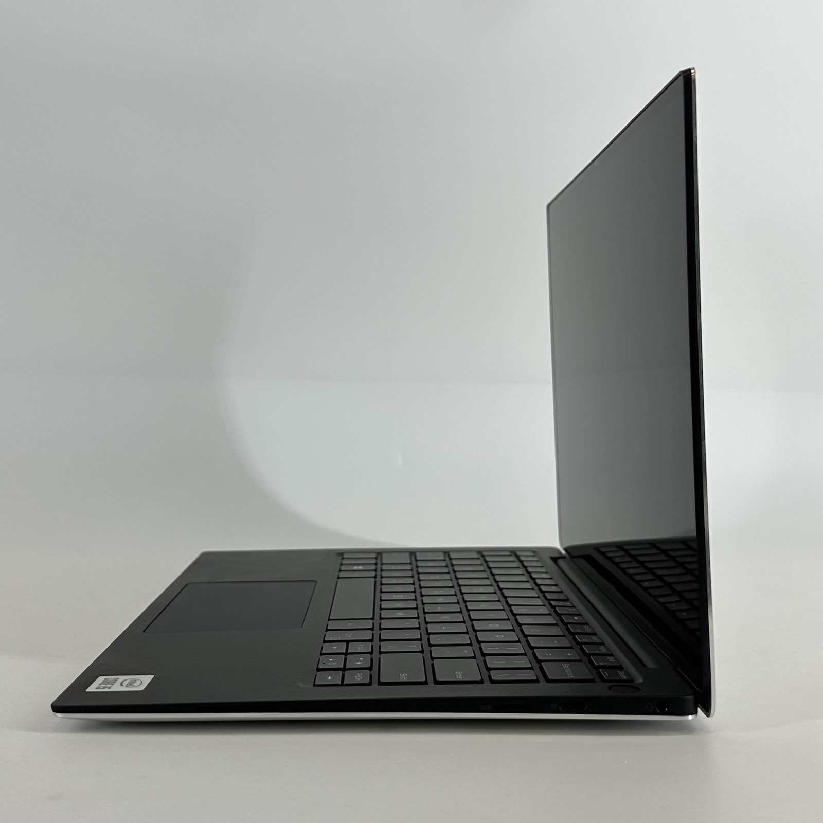 Dell XPS 13 7390 Silver FHD TOUCH i5-10210U 1.60GHz 8GB 256GB SSD Very Good