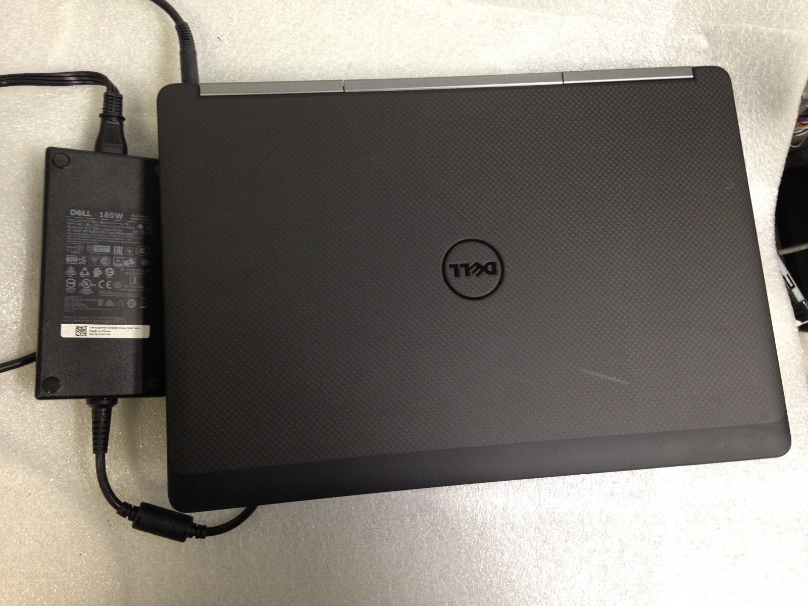 Dell 7520 i7-7920HQ 3.1GHz 16GB 512GB Window10 Pro w/ AC Adapter Touch screen.