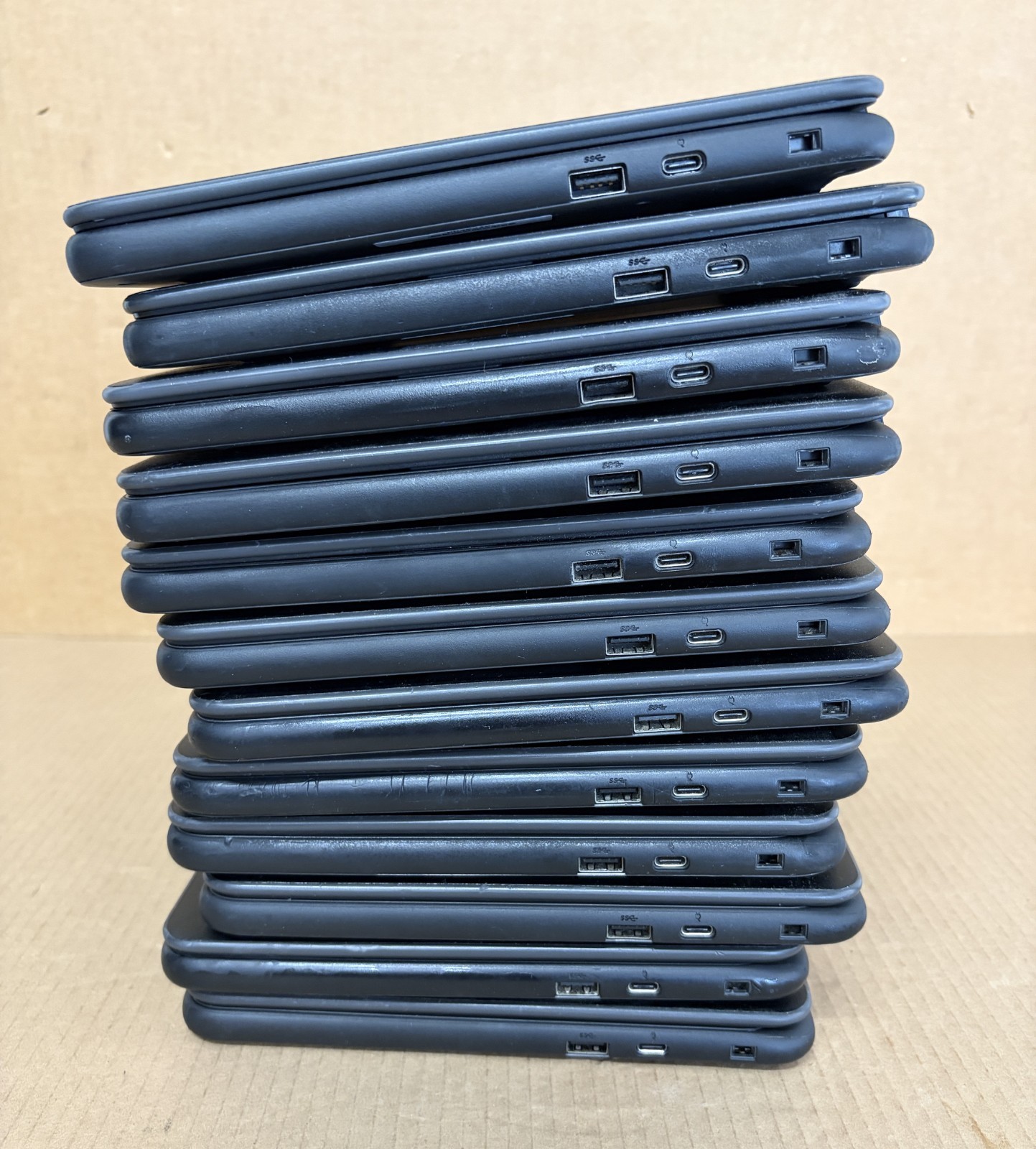 Lot of 12 Dell Chromebook 3100 | Celeron N4000/N4020 4GB 32GB eMMC H