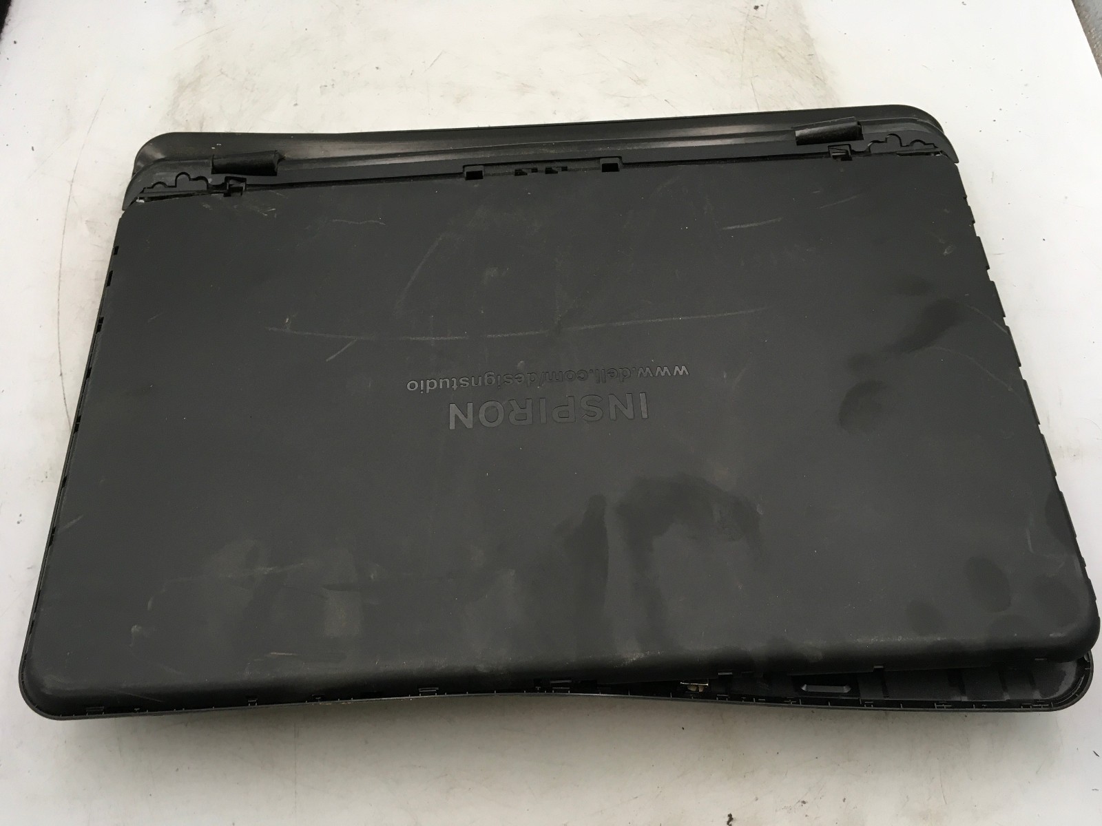 DELL INSPIRON N5110 – FOR PARTS – INTEL CORE I5 – NO RAM – READ DESCRIPTION – BB