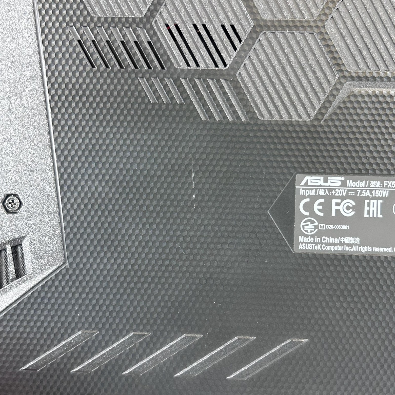 Asus TUF Gaming F15 144Hz FHD i5-10300H 2.50GHz 8GB 512GB SSD NVIDIA GTX 1650