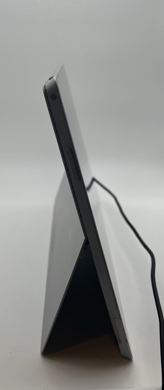 Microsoft Surface Pro 4 Core i5-6300U 2.4GHz 4GB RAM 128GB SSD 2/3