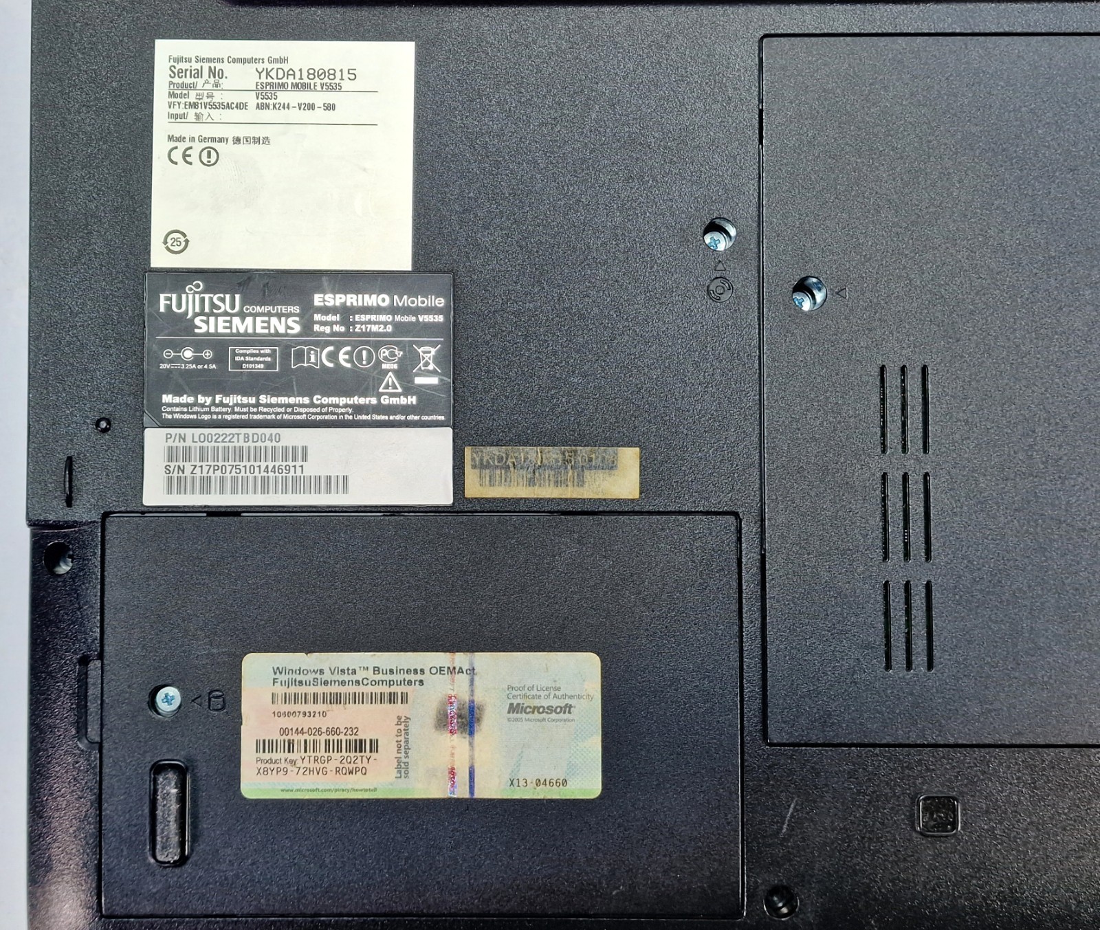 Fujitsu Siemens Esprimo Mobile V5535 Laptop T2370 Windows XP 2GB 80GB 15.4″ VGA