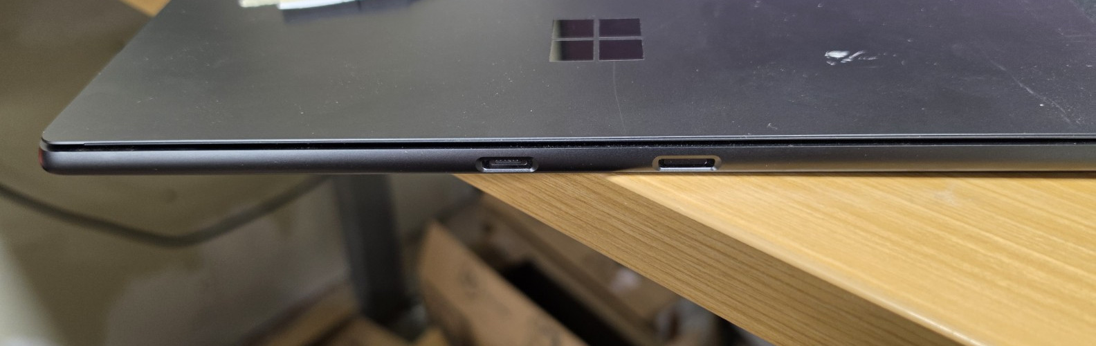 Surface Pro 11 – Copilot+ PC- Elite 12 CORE/16GB/512 SSD