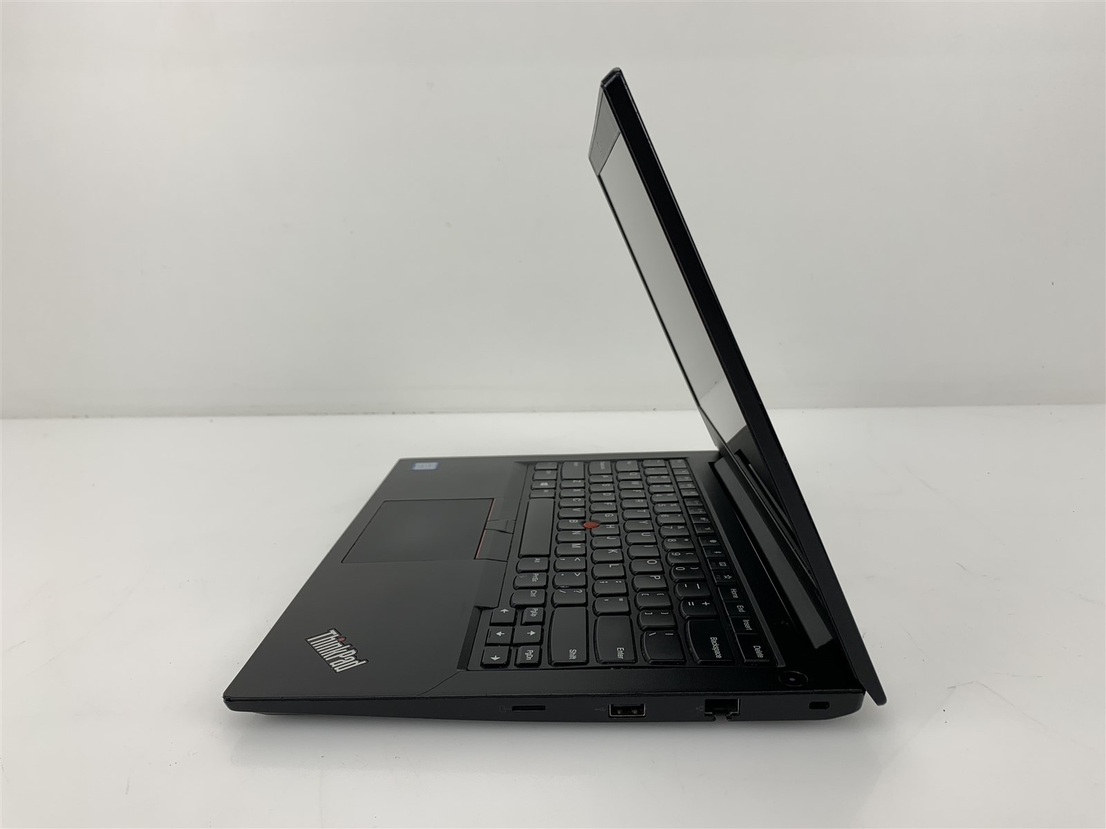 Lenovo ThinkPad E490 Intel i5-8265U 1.60GHz 8GB RAM 128GB M.2 Sata SSD Win11