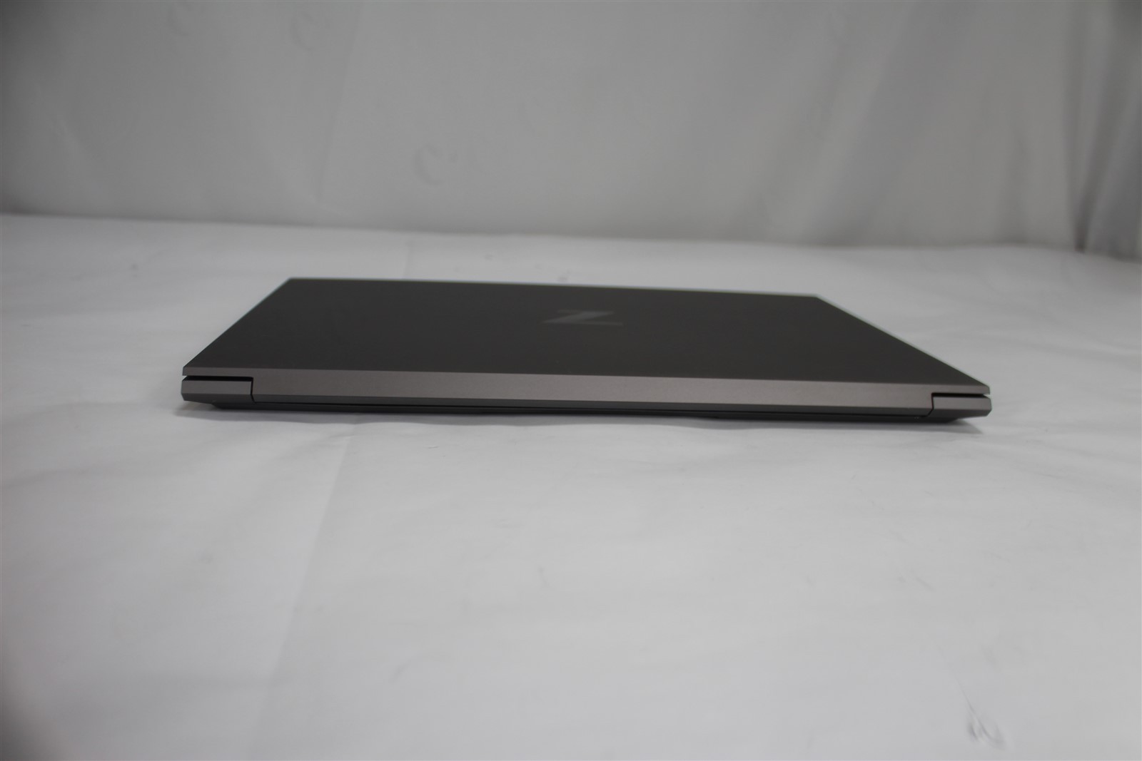 HP ZBook Studio G8 15.6″ i9-11950H 2.6GHz 32GB 1TB NVMe RTX 3070