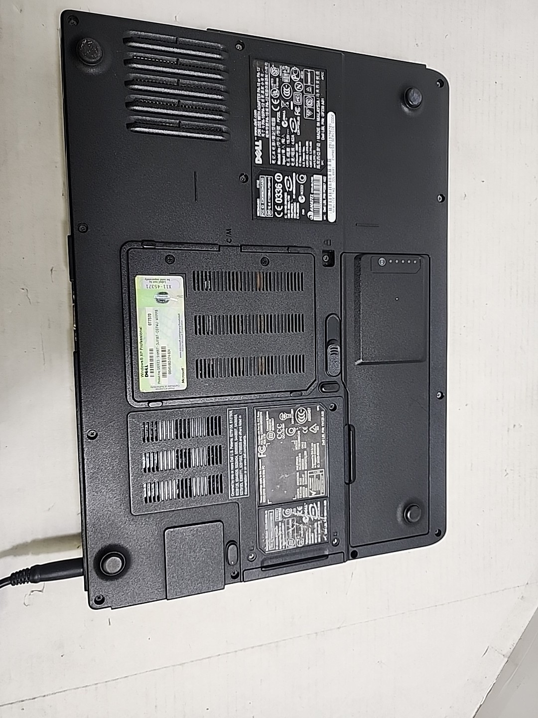 Dell Inspiron 6400 Laptop