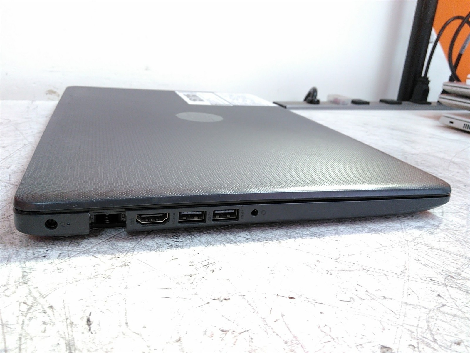 Damaged HP 250 G7 Notebook PC Laptop Intel i5-8265U 1.6GHz 8GB 500GB AS-IS