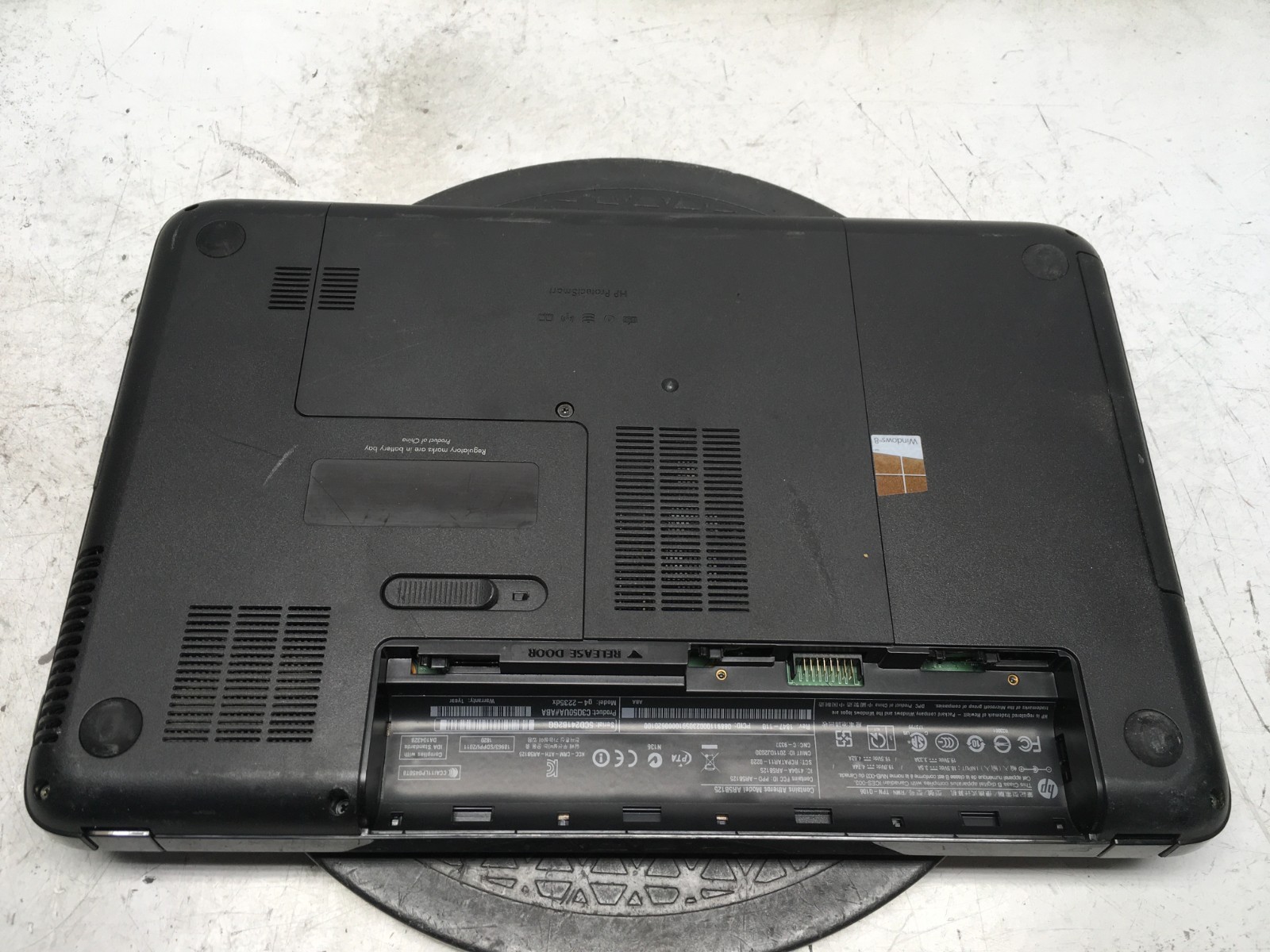 HP Pavilion G4-2235DX AMD A6-4400M 2700MHz 4 GB NO HDD