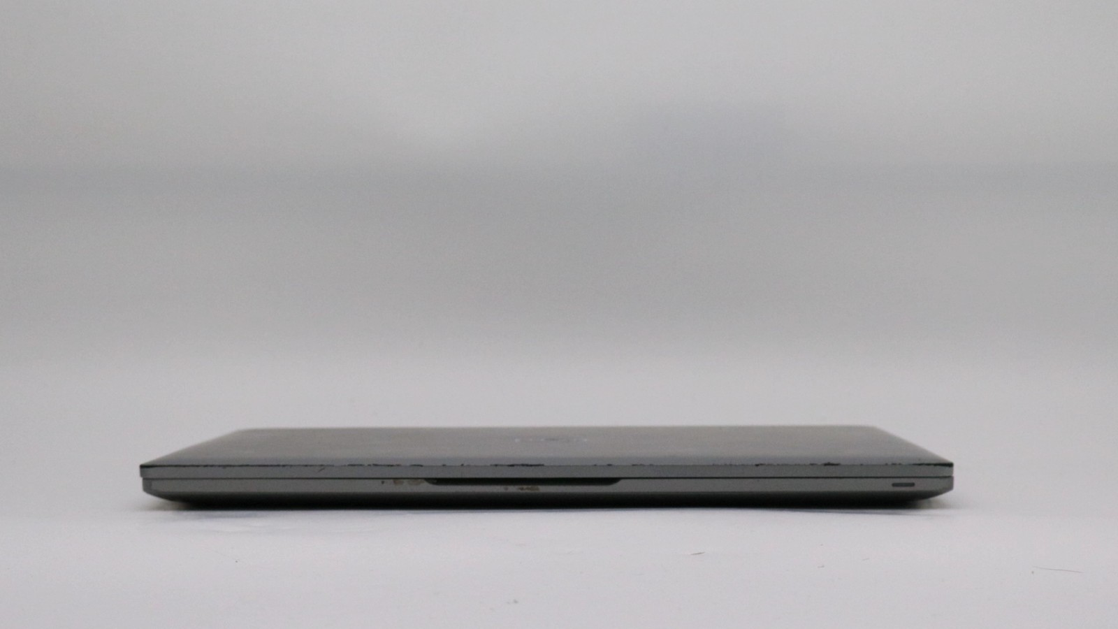 Dell Latitude 5330 13″ i7-1265u 16GB 512GB – Fair READ DESC