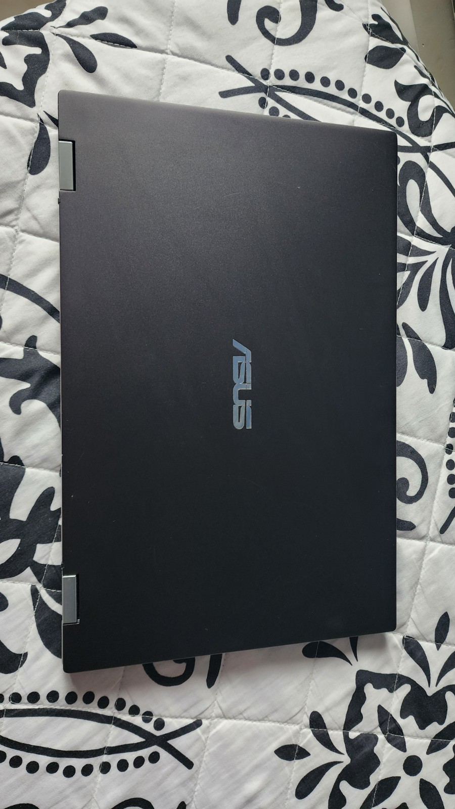 ASUS Zenbook Flip 14 Laptop with Touchscreen, 360 screen, 1TB mem; Black