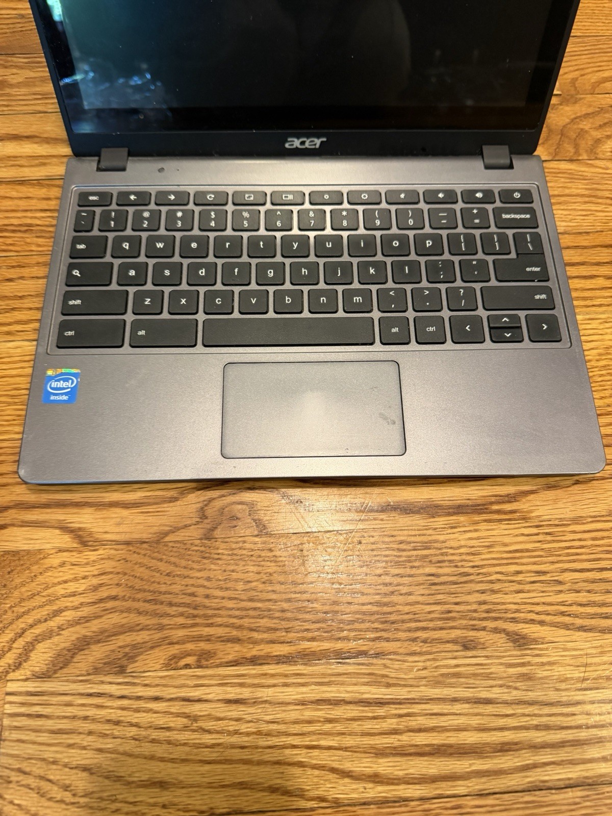 Acer Chromebook C720 Series Model # ZHN With The Adapter Cord Good Condition