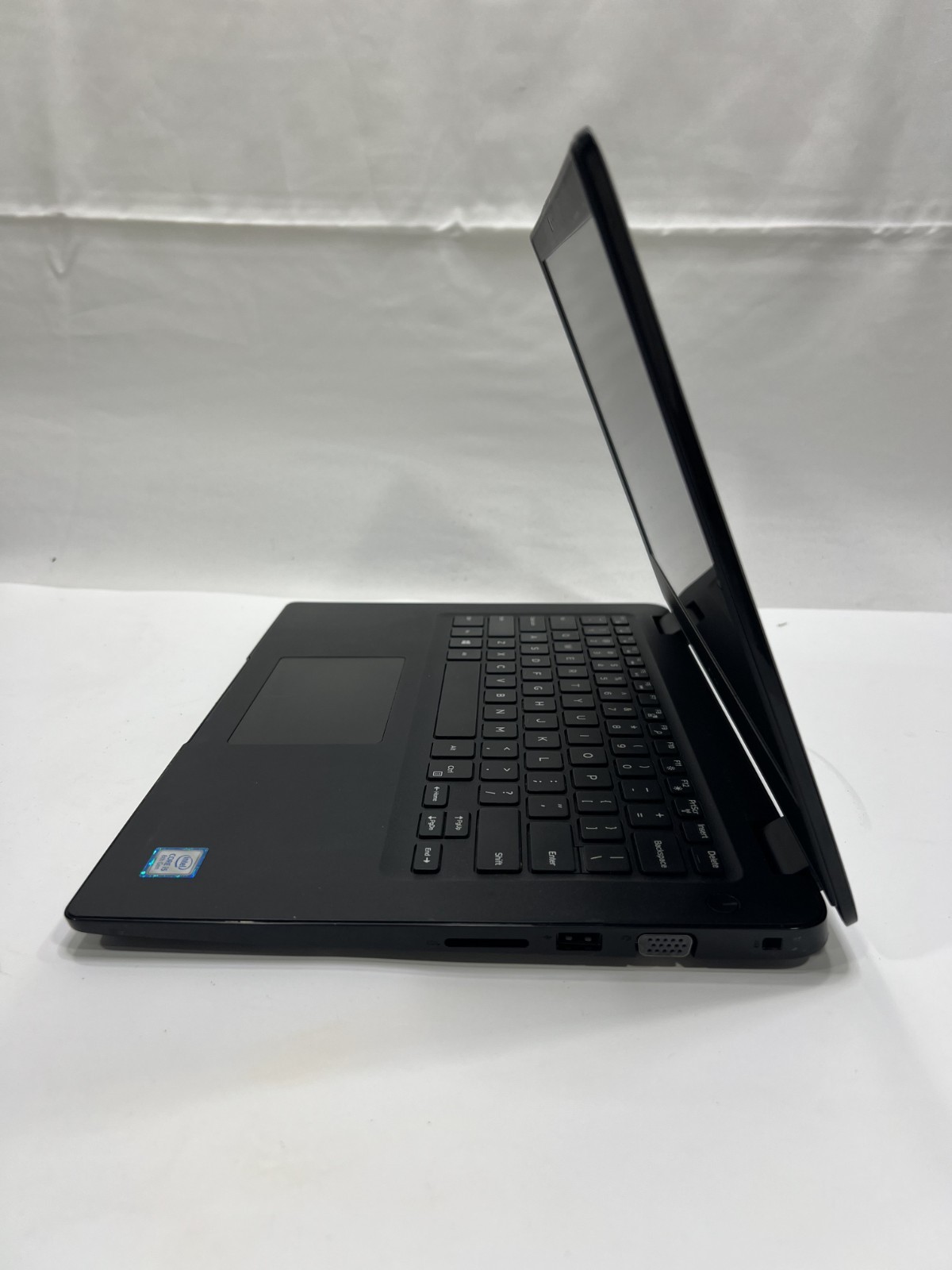 Dell Latitude 3420 Core i5-1135G7 2.40 GHz 8 GB No HDD NO OS